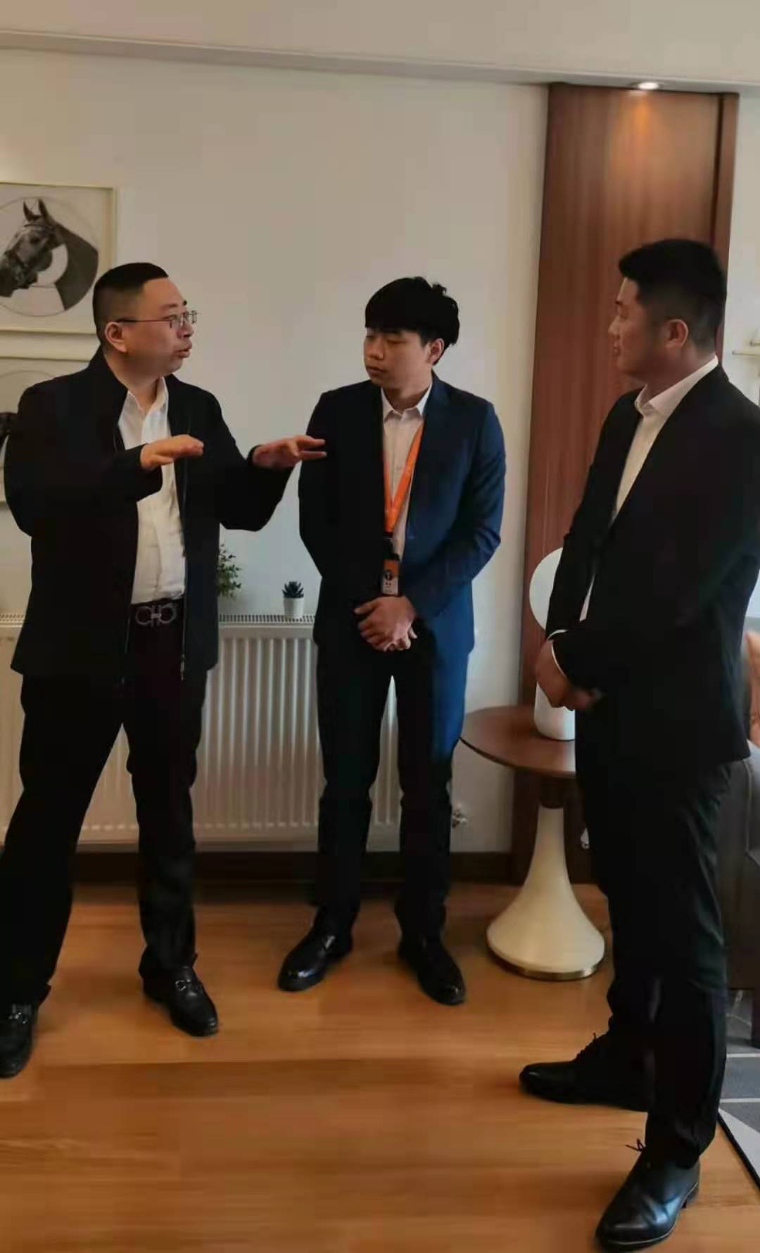 1628318037274090124.jpg 1628318037274090124.jpg